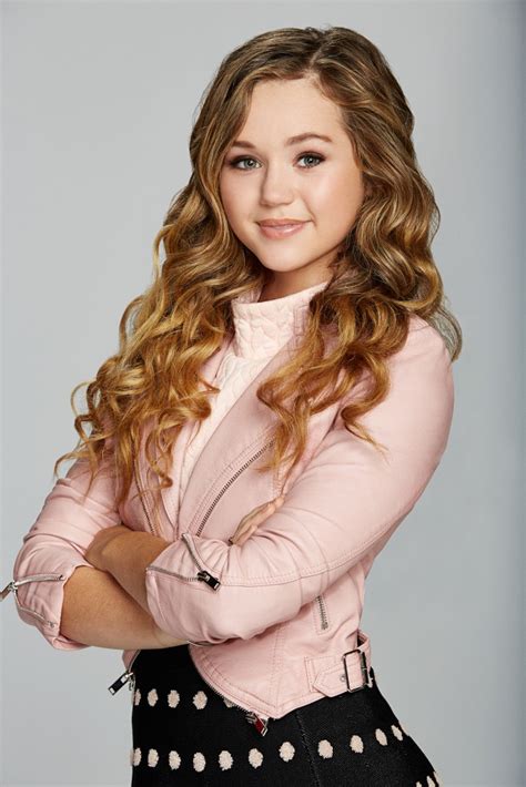 Brec Bassinger Talks New Movie “liar Liar Vampire” And Her Love For Edward Cullen Watch The