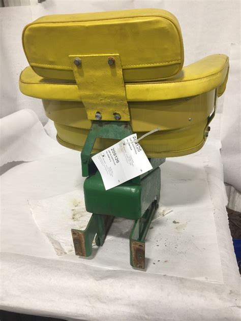 Ar68728a John Deere 4020 Seat And Suspension Bootheel Tractor Parts