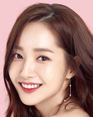 Hoping to see her in a new drama preferably crime/thriller or any drama for the matter, i am desperate here! Park Min Young (박민영) - MyDramaList