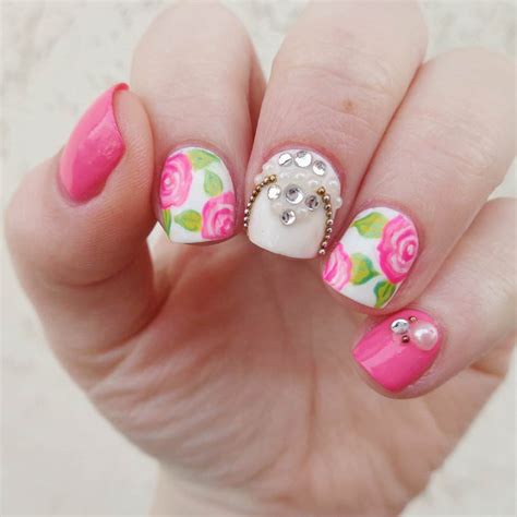 47 Gorgeous Rose Nail Art Designs For Summer