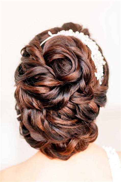 Mother Of The Bride Hairstyles 63 Elegant Ideas 2020 Guide Mother Of The Bride Hair Diy