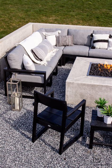 Modern Outdoor Fire Pit Seating Area Taryn Whiteaker Designs
