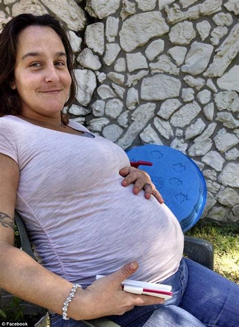 Your bump may be visible now. A nine months pregnant woman who went missing hours before ...