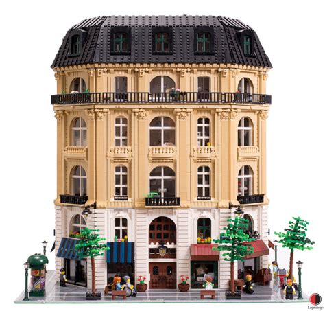 Taking its cue from classic bauhaus style, the panoramic glazing in the kubos design is orientated to the south in order to maximise solar gain and natural light. LEGO Modular Building: Auf gehts, nach Paris ...