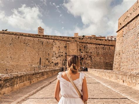 Ibiza Stadt Eivissa Sehenswürdigkeiten And Reisetipps Für Die Hauptstadt 2022