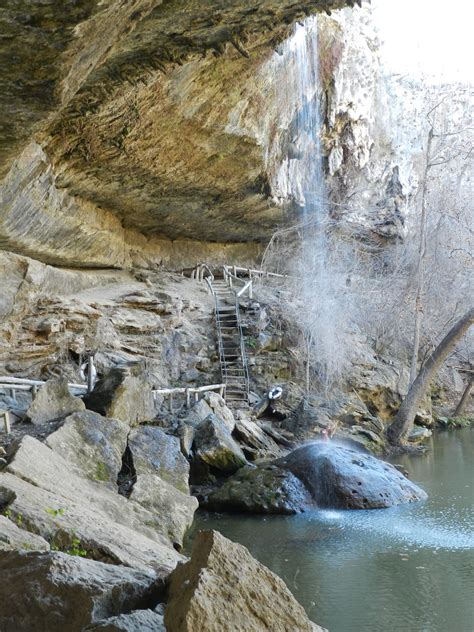 Hamilton Pool Nature Preserve - a Fun Place to Go with Friends - A