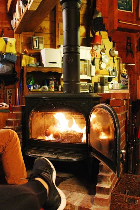 Check spelling or type a new query. 5 Things To Do While Camping In A Cabin With No T.V., Cell ...