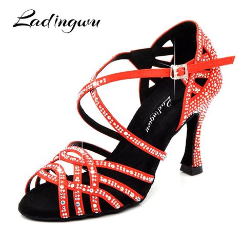 Impresionantes Zapatos De Baile Latino Con Seda Roja Y Negra Bailongas