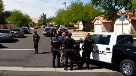 Phoenix Suburb Shooting Leaves 5 Dead Cbc News