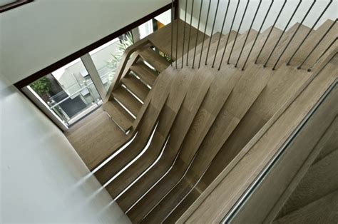 Ludwig is the first sentence search engine that helps you write better english by giving you contextualized examples taken from reliable sources. A Sculptural Staircase With Two Flights of Stairs That ...