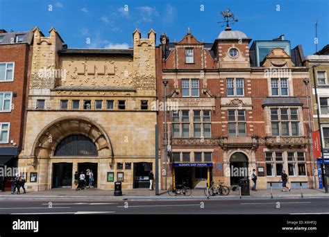 Whitechapel Gallery And Entrance To Aldgate East Tube Station London