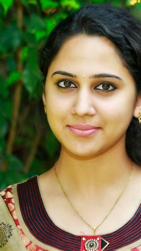 Kerala Actress Hd Wallpapers Top Free Kerala Actress Hd Backgrounds