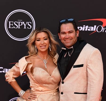 Origin johnny damon is a retired american professional baseball player and 2x world series champion. Michelle Mangan's Blissful Married Life with Johnny Damon ...