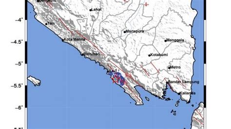 Pusat gempa di darat 15 km timur laut daruba, kedalaman 15 km, kicau bmg melalui akun lokasi gempa berada di 2,1 lintang utara dan 128,42 bujur timur atau di timur laut desa daruba. Gempa Hari Ini - BMKG Informasikan Gempa Bumi Melanda ...