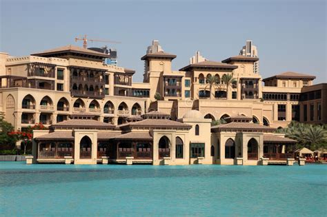 Moderne Arabische Architektur Stockbild - Bild von emiräte ...