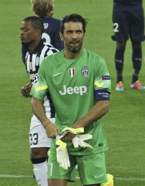 (born 28 jan, 1978) goalkeeper for juventus. Gianluigi Buffon Bio, Age, Net Worth 2020, Salary ...
