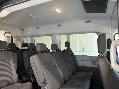 15 Passenger Mid Roof Ford Transit 350 Xlt Vti Van Rentals