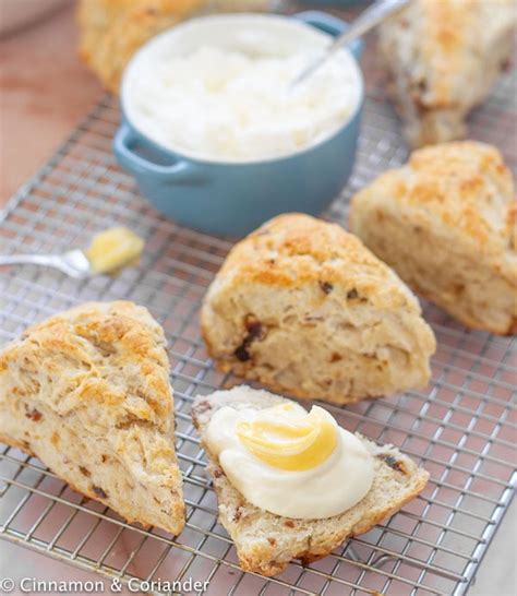 En Recipe For Vegan Scones With Vegan Clotted Cream