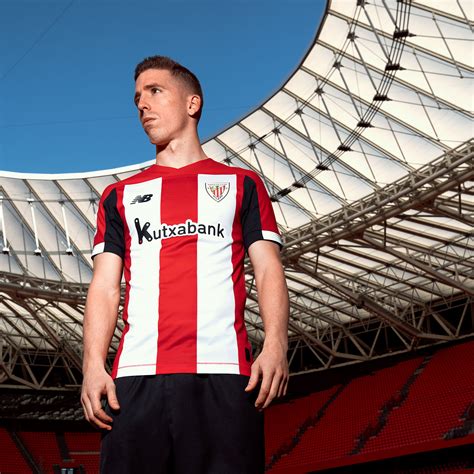 28 th may 2021 new balance has revealed athletic club's unique home kit for the 21/22 season. Athletic Bilbao 2019-20 New Balance Home Kit | 19/20 Kits ...