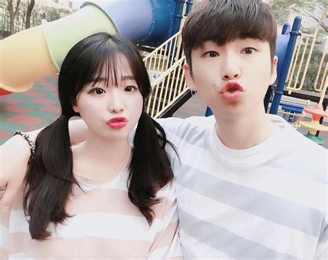 Pin By ♡barbie Stargirl♡ On Ulzzang Couple♡ In 2019 Ulzzang Couple Korean Couple Couples