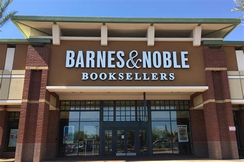 How Your Favorite Stores Got Their Names | Reader's Digest