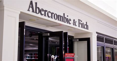 Abercrombie And Fitch Focusing On Smaller Stores Closing 3 Flagships