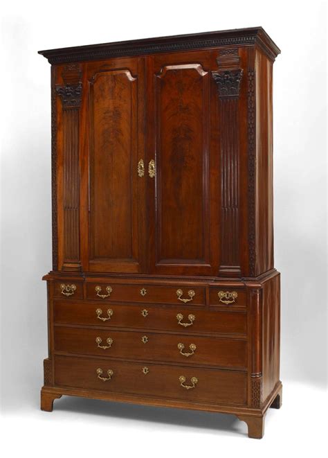 As a recommendation, many of our customers have opted to replace all of the fronts of the upper or lower cabinets when deciding to replace a few parts in order to have a uniform look across the kitchen. 18th c. Mahogany Georgian Cabinet For Sale at 1stdibs