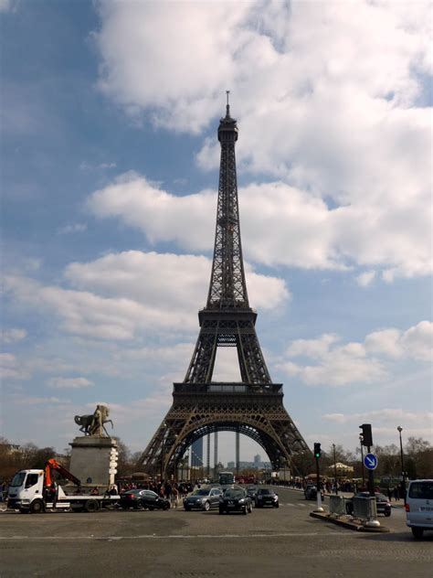 Photo Ops Zippy The Pinhead Location Eiffel Tower Paris