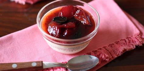 Compote aux deux prunes facile découvrez les recettes de Cuisine Actuelle