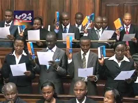 He or she is assisted by the deputy chief justice who is also the deputy president of the supreme court. KENYA's CHIEF JUSTICE SWEARS IN NEW RESIDENT MAGISTRATES