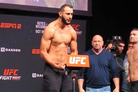 #3 ufc light heavyweight contender. UFC Boston: Reyes Looks to Make Statement Against Weidman