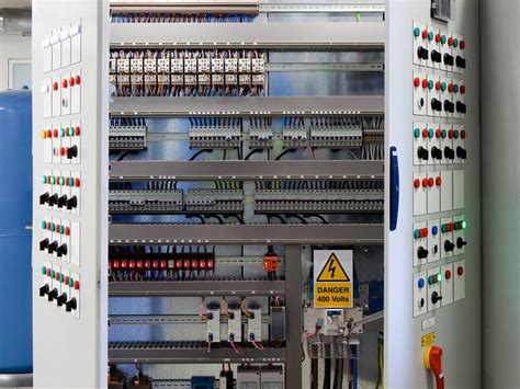 The 10 Most Common Challenges When Building Industrial Control Panels