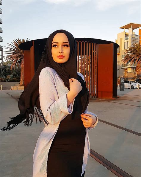 Arab Hijab Big Booty Babe Muslim Chick 4854
