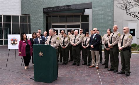 Sheriff Announces “We All Count” Campaign for Voting at Women’s Jail