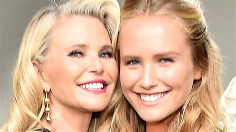 Christie Brinkley And Daughter Sailor At Nyfw Look Like Sisters