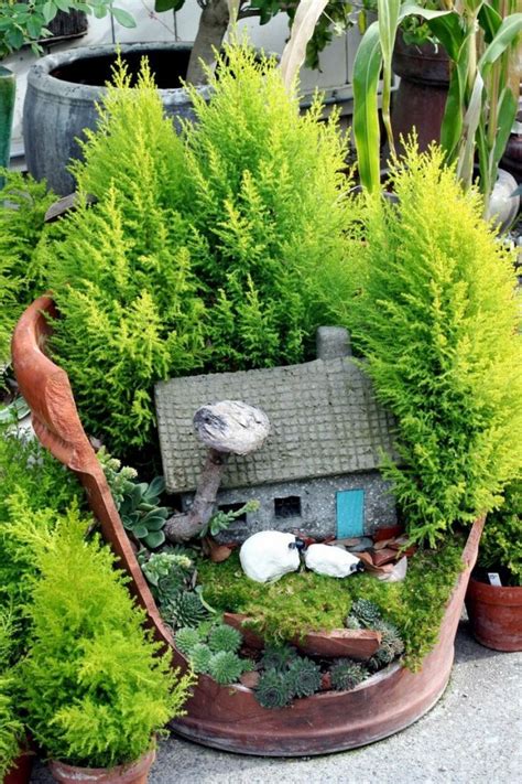Creative Ideas To Make Fairy Mini Garden From Broken Pots