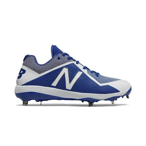 And mesh upper offers durability and breathability to help you compete inning after inning. What Pros Wear New Balance 4040v4 Cleats, Turfs, Colorways