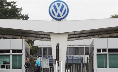 Am standort kirchhoff automotive in puebla wird eine komplexe schweißbaugruppe für rücksitzlehnen für vw produziert. Al menos 100 trabajadores de Volkswagen en Puebla dan ...