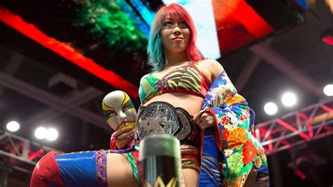 Wwe Star Asuka Unveils Dramatic New Look And Wrestling Fans Are Stunned The Us Sun