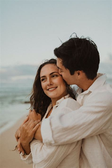 Trendy Boho North Shore Beach Couples Photos Inspo In Oahu Hawaii