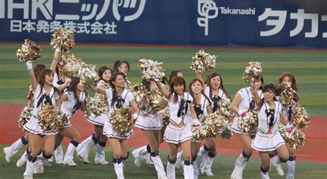 File20120501 Diana Cheer Team Of The Yokohama Dena Baystars At