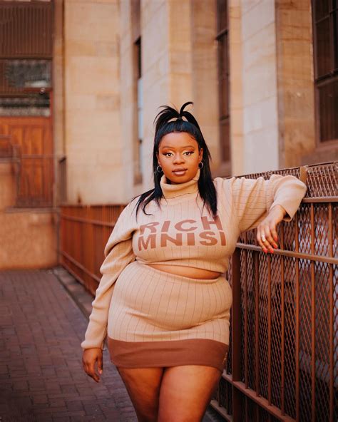 Thickleeyonce🌻 On Twitter Appreciate Thick Thighs 😝💫🤎