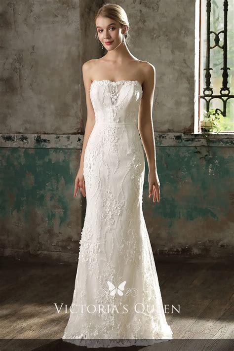 Unique Strapless Straight Across Ivory Lace Appliqued Fit And Flare Wedding Dress Vq