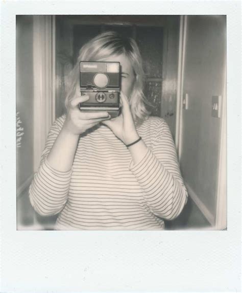 Eerlijk Doe Alles Met Mijn Kracht Financi N Polaroid Mirror Selfie