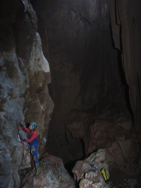 Expedition News New Deepest Cave In Myanmar Darkness Below