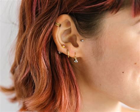 A Complete Guide To Tragus Piercings