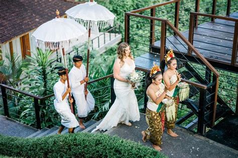 Intimate Forest Wedding Lauren Kareem By Kamandalu Ubud Bridestory Com