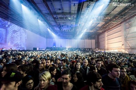 2011 (sala sporturilor) alba iulia. RECENZIE: Woodkid - Transformation Event la Bucuresti ...