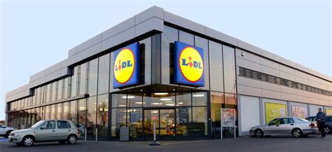 Lidl has launched an online store. There are no food, but there are ...