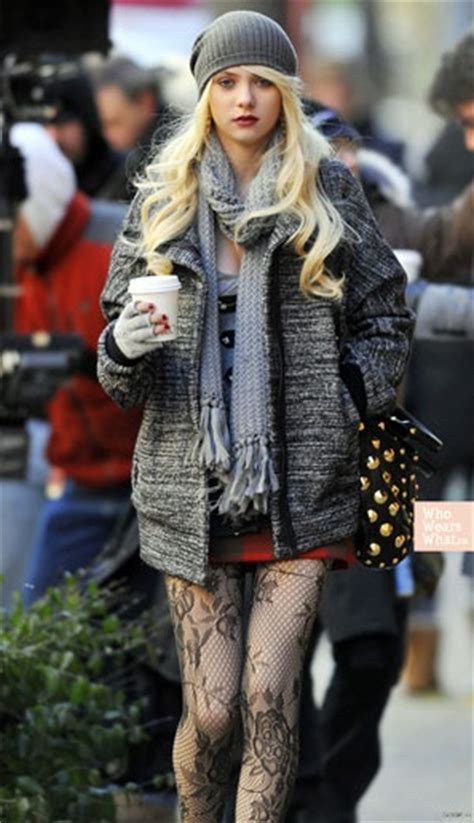 Jenny Humphrey My Style Pinterest Patterned Tights Beanie And Legs